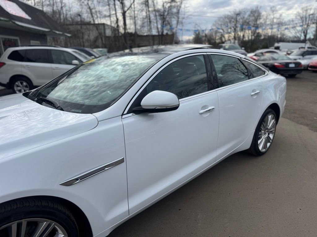 Used 2013 Jaguar XJ AWD image 10