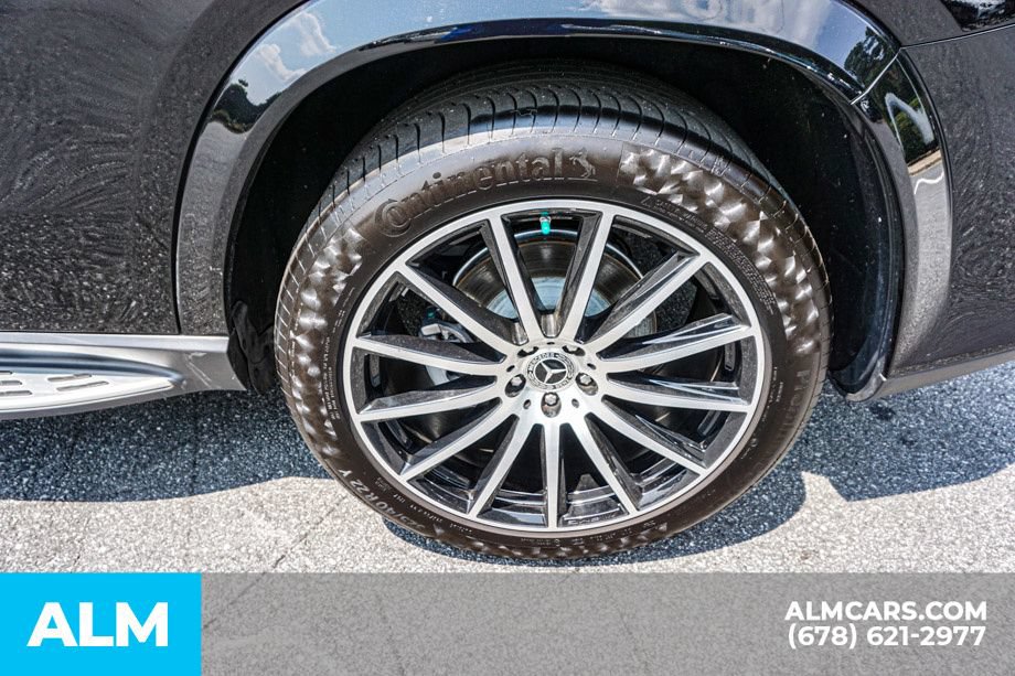 Used 2024 Mercedes-Benz GLS 580 4MATIC w/ Warmth & Comfort Package image 16