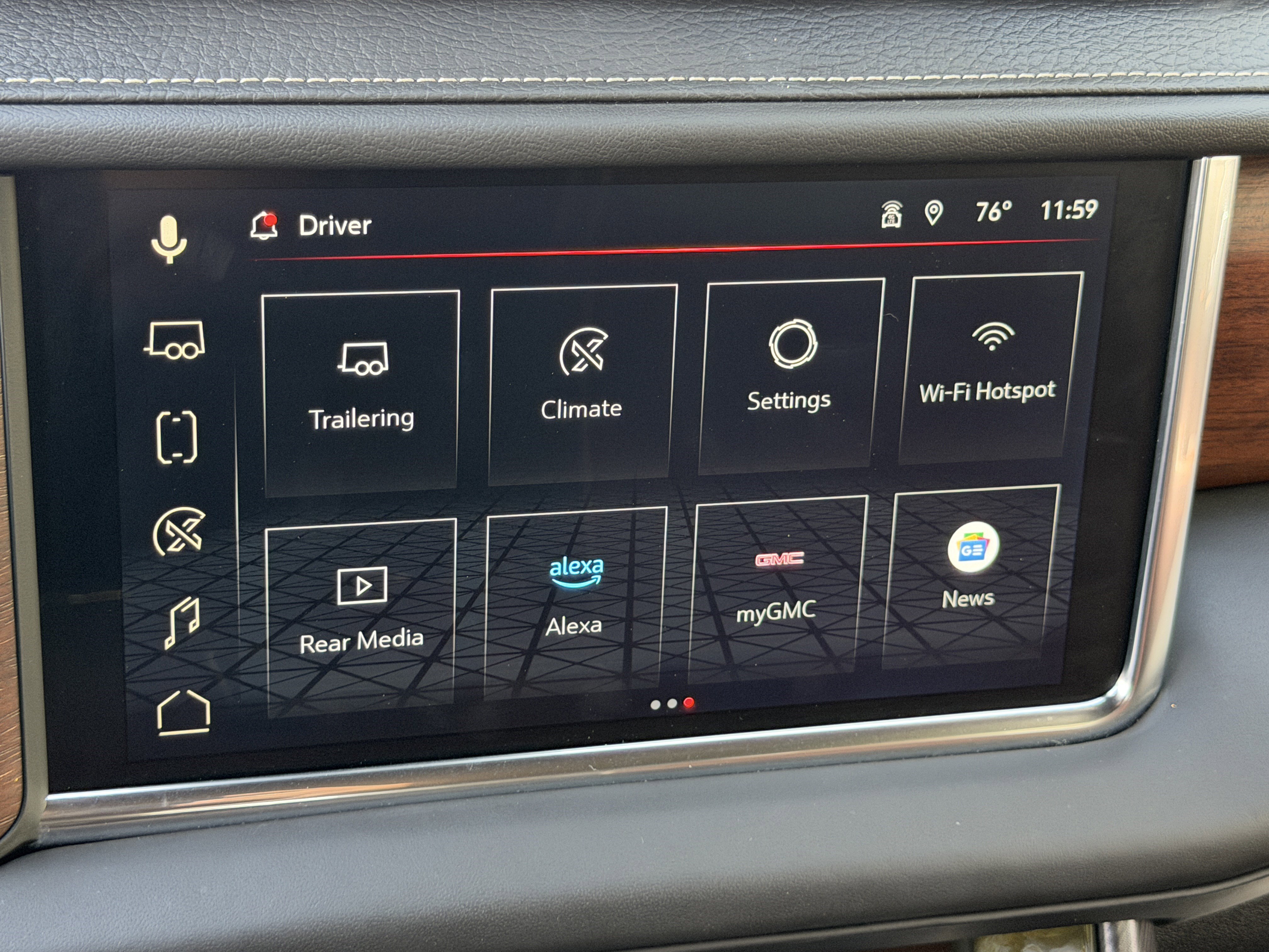 Used 2023 GMC Yukon Denali Ultimate AWD/4WD image 32