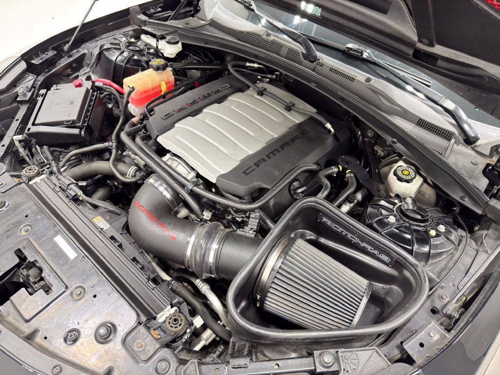 Used 2016 Chevrolet Camaro SS RWD image 30
