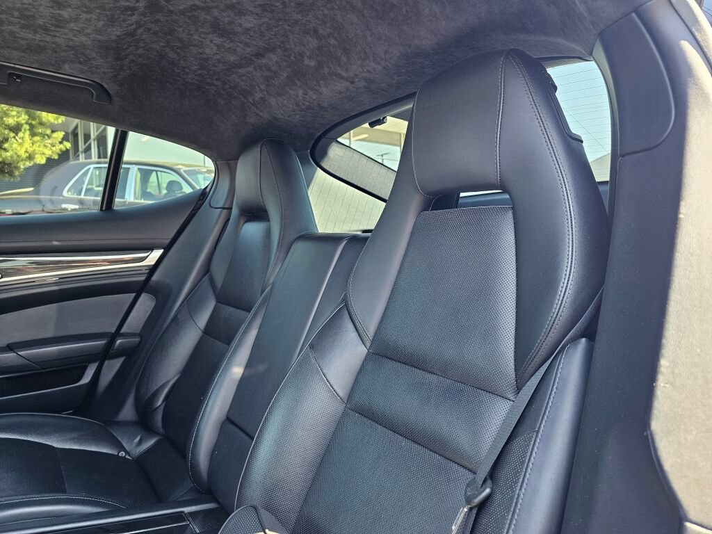 Used 2013 Porsche Panamera GTS AWD/4WD image 18