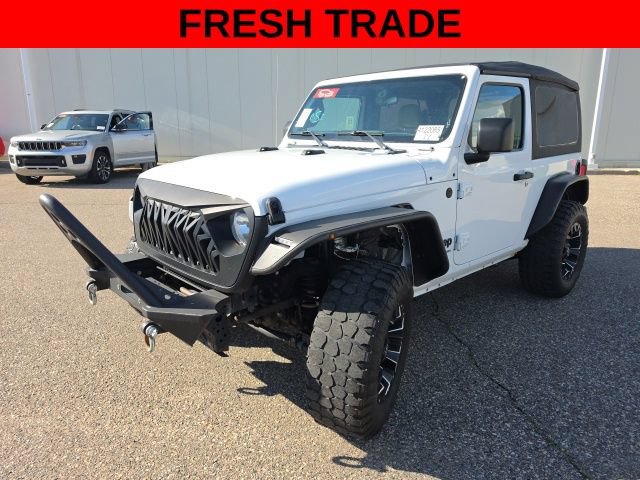 Used 2022 Jeep Wrangler Sport AWD/4WD image 3