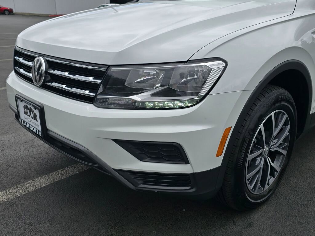 Used 2020 Volkswagen Tiguan SE image 11