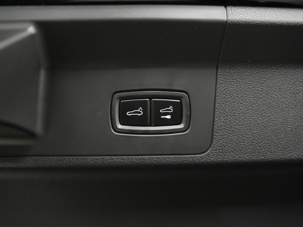 New 2026 Porsche Panamera 4 AWD/4WD image 14