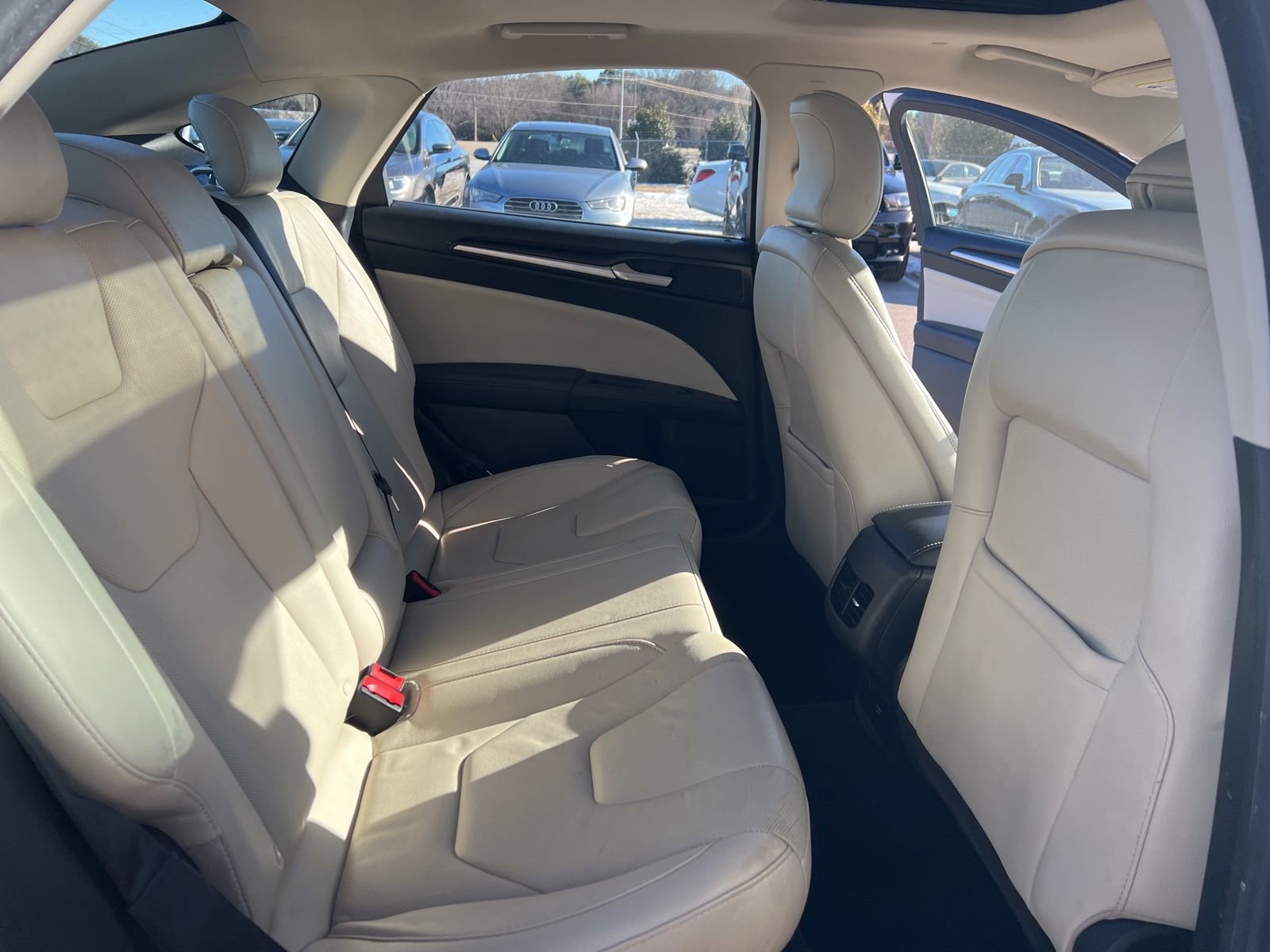 Used 2018 Ford Fusion Titanium image 20