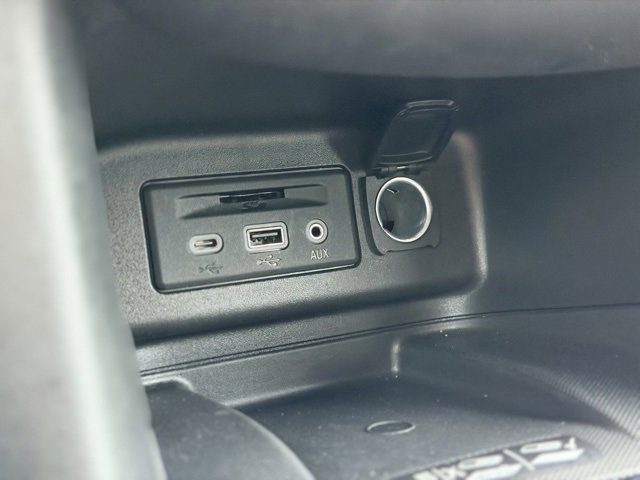 Certified 2024 Chevrolet Equinox Premier image 16