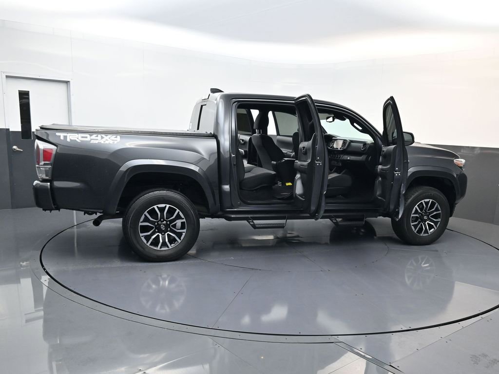 Used 2023 Toyota Tacoma TRD Sport w/ Technology Package image 23