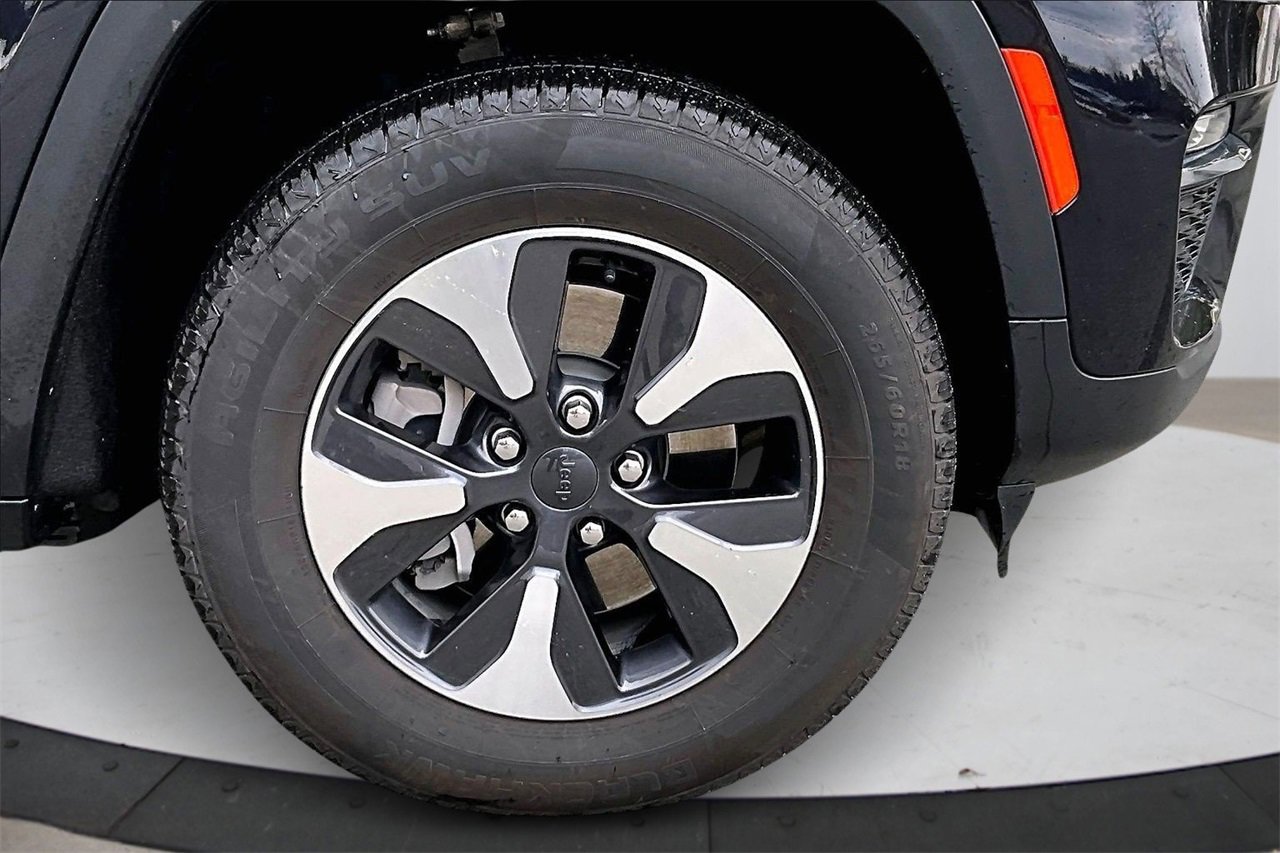 Used 2024 Jeep Grand Cherokee Limited 4xe image 35