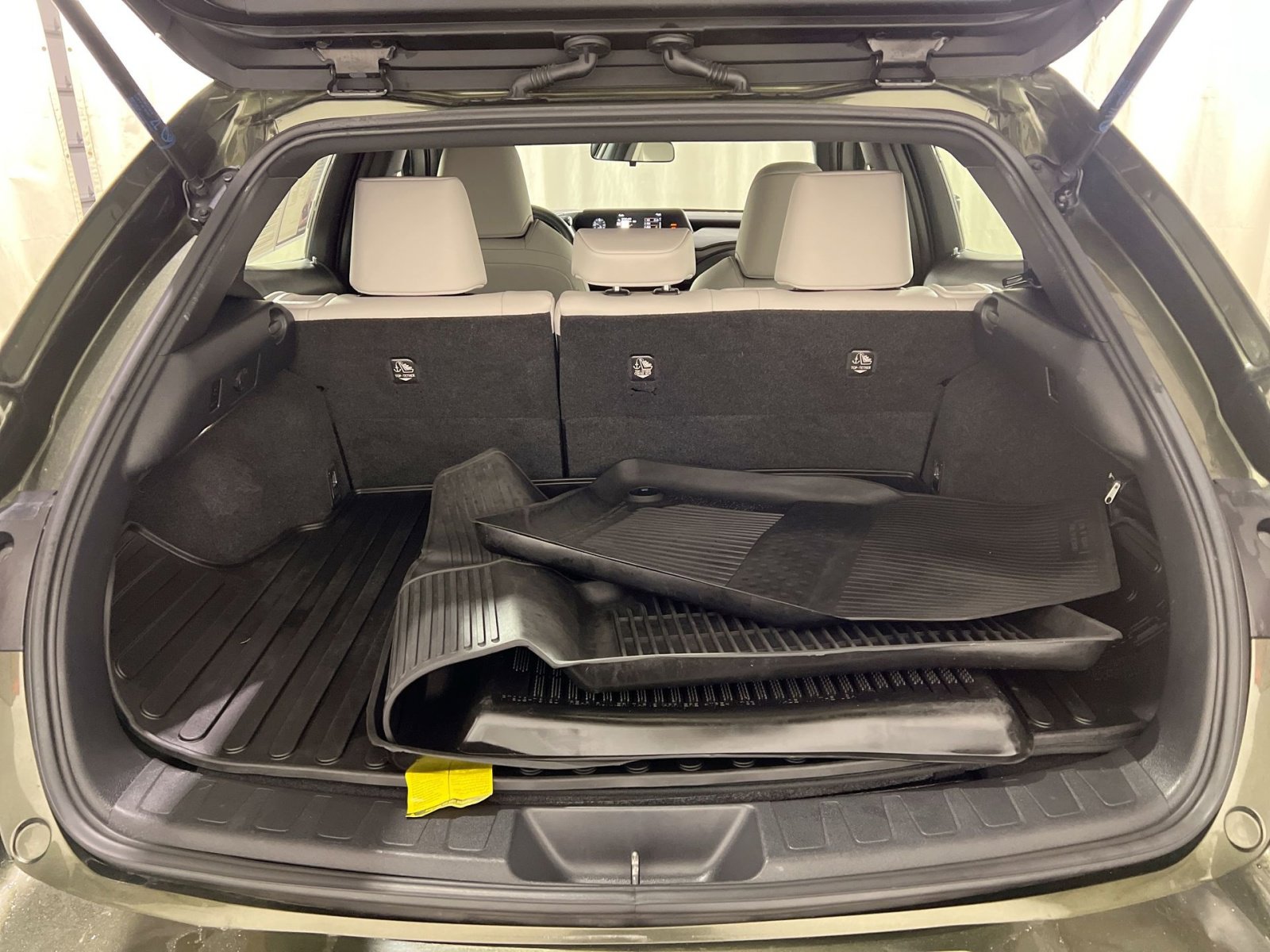 Used 2020 Lexus UX 250h w/ Accessory Package 2 image 25