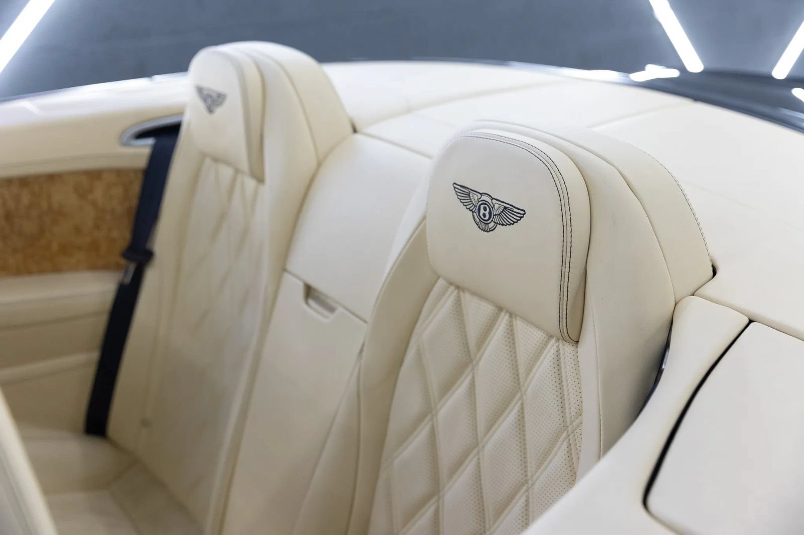 Used 2014 Bentley Continental GT AWD/4WD image 18