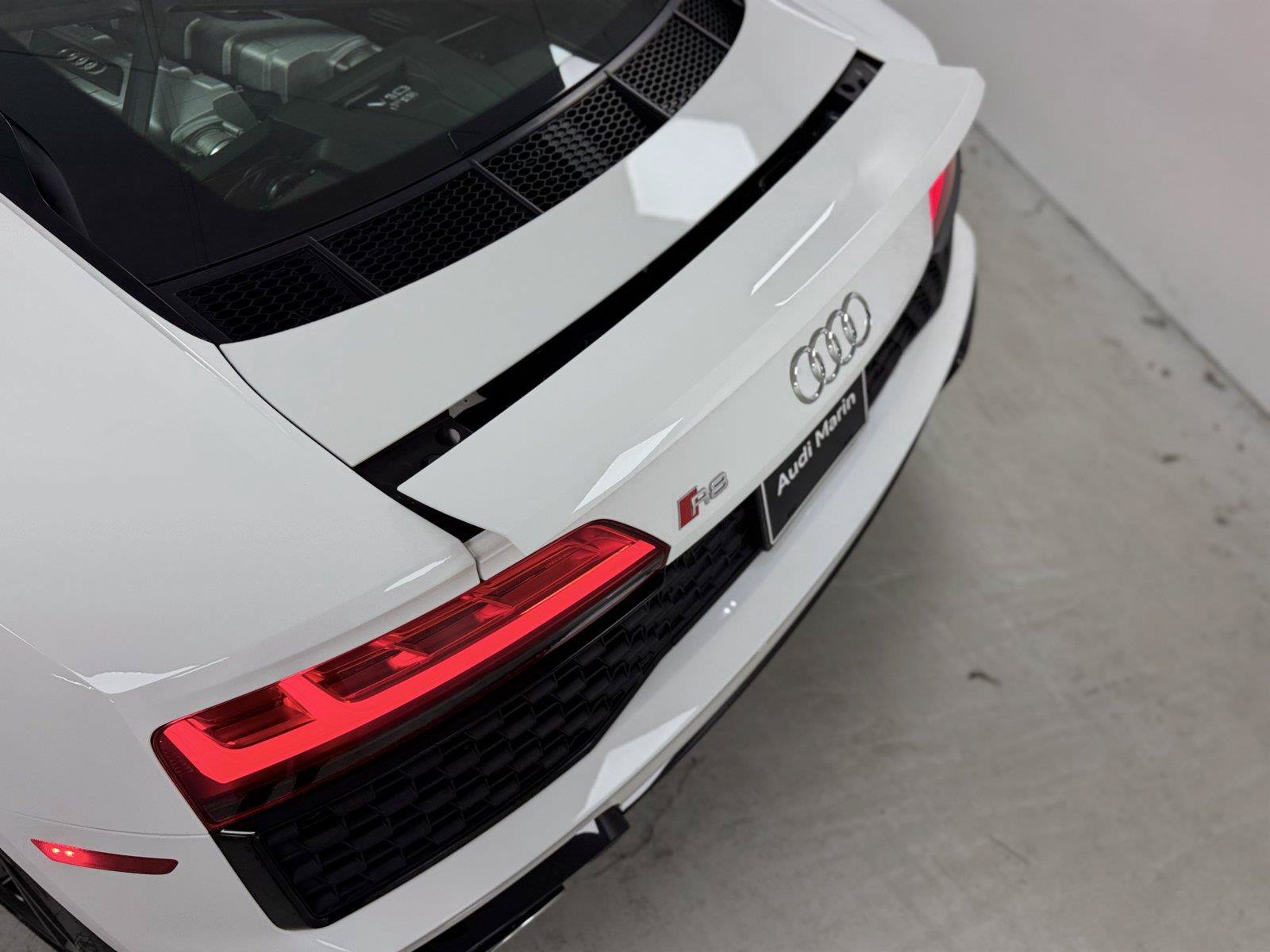 Used 2021 Audi R8 V10 RWD image 48