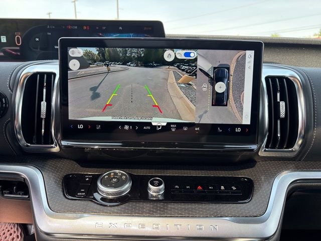 New 2026 Ford Expedition Platinum image 19