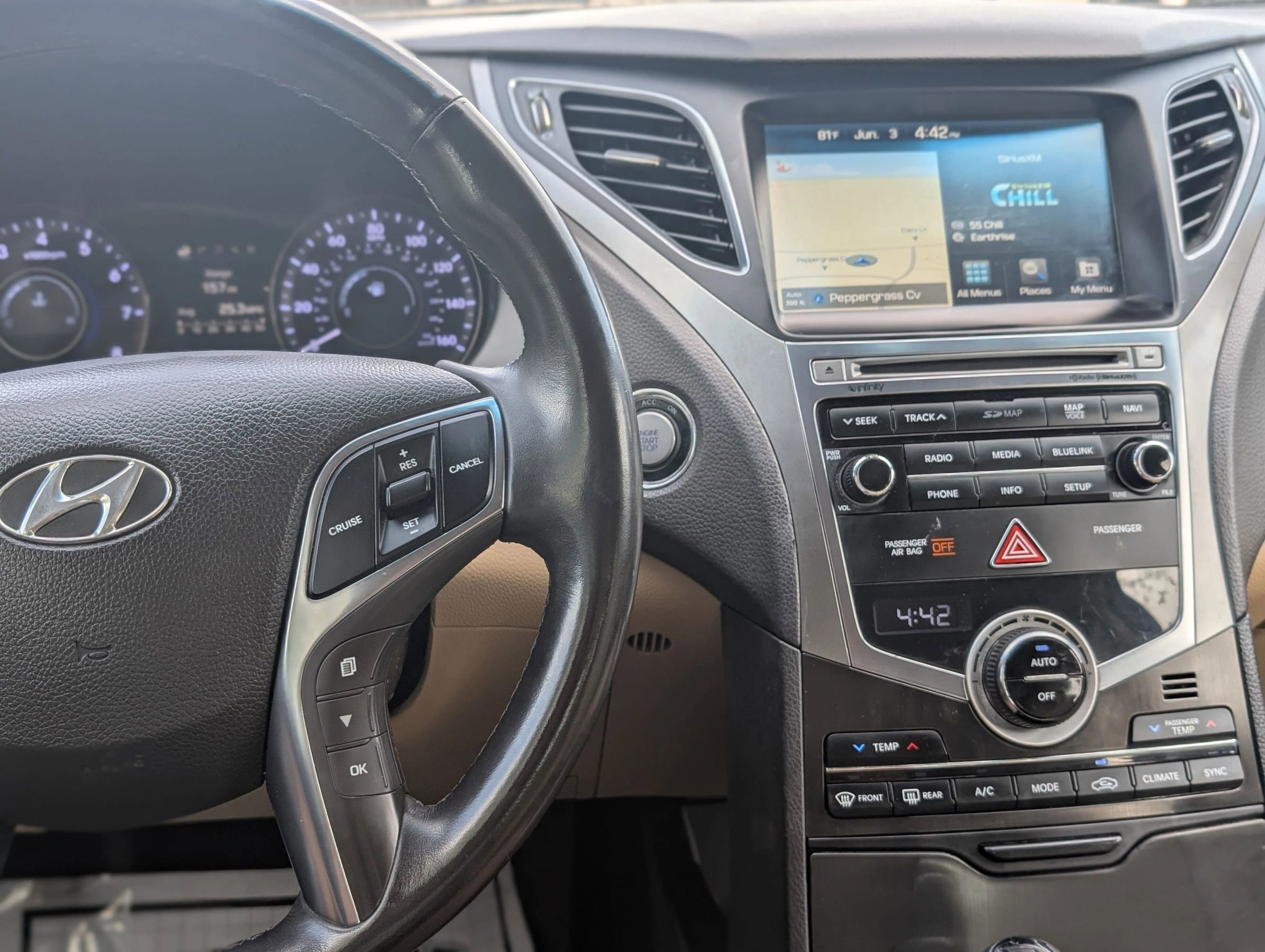 Used 2016 Hyundai Azera FWD image 23
