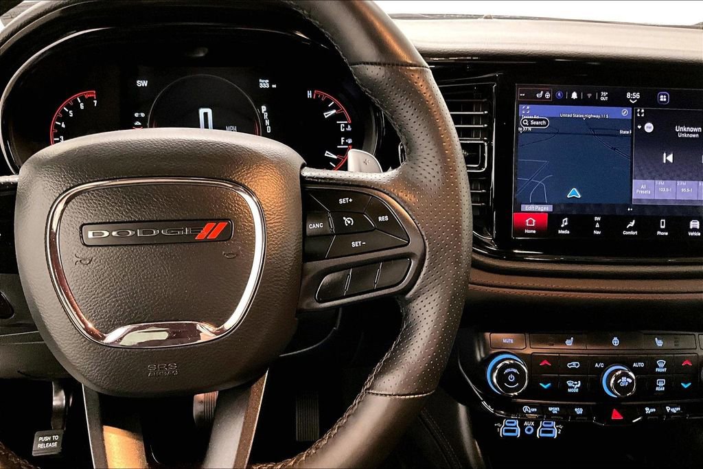 Used 2025 Dodge Durango GT AWD/4WD image 12