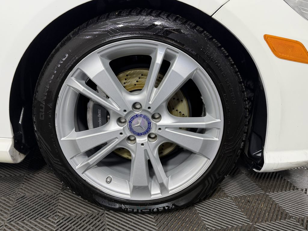 Used 2013 Mercedes-Benz E 350 4MATIC Sedan image 37