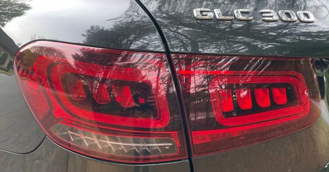 Used 2020 Mercedes-Benz GLC 300 w/ Premium Package image 7