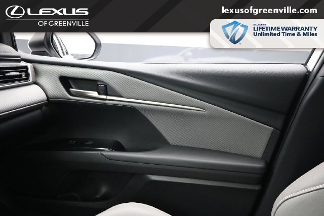 Used 2025 Toyota Camry SE w/ Multimedia Upgrade Package FWD image 22