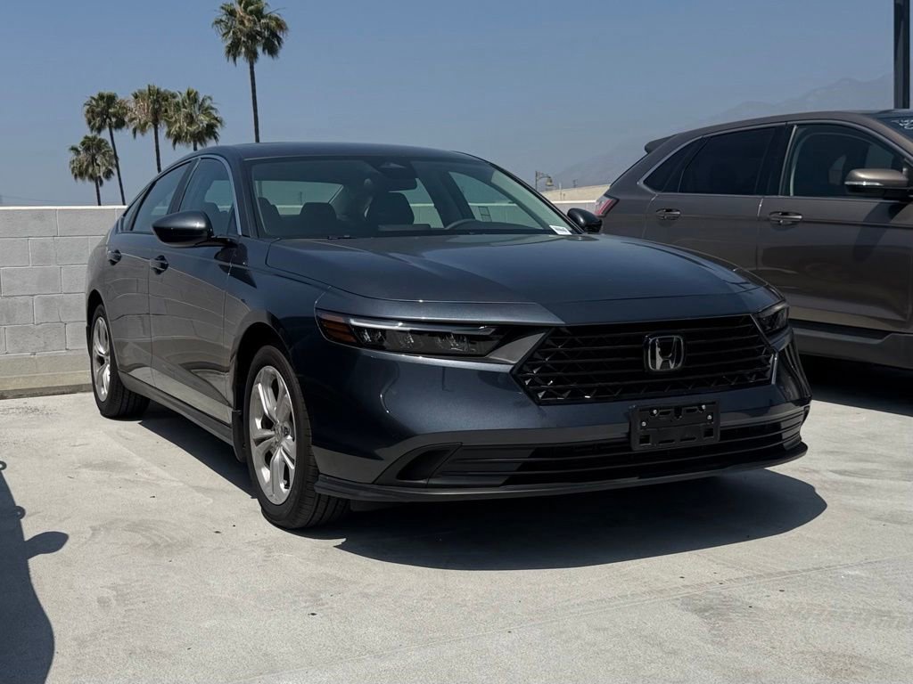 Used 2025 Honda Accord LX image 1