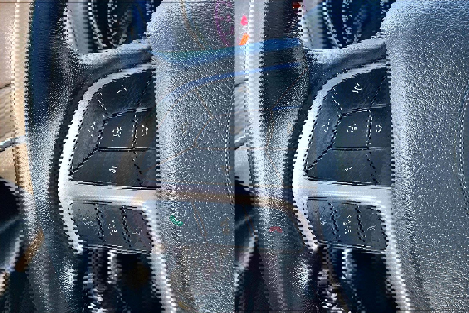 Used 2021 Jeep Grand Cherokee Limited AWD/4WD image 17