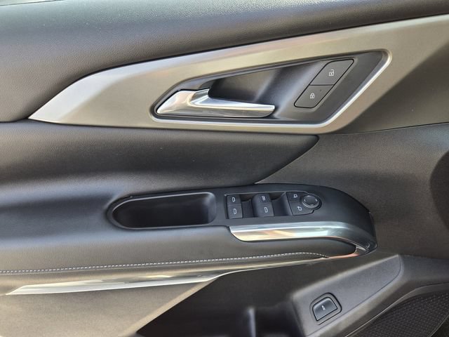 Used 2024 Chevrolet Traverse LT FWD image 22