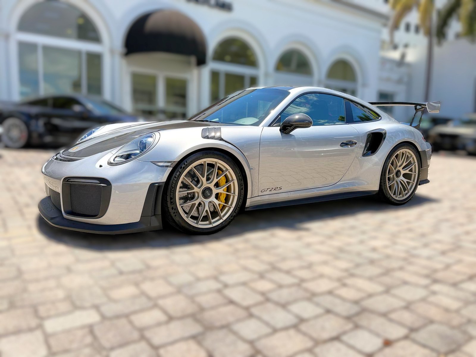 Used 2018 Porsche 911 GT2 RS RWD image 1