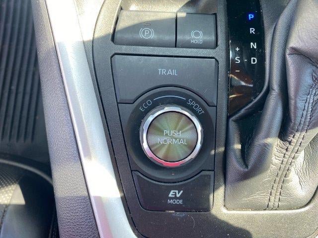 Used 2023 Toyota RAV4 Limited w/ Limited Grade Weather Package AWD/4WD image 15