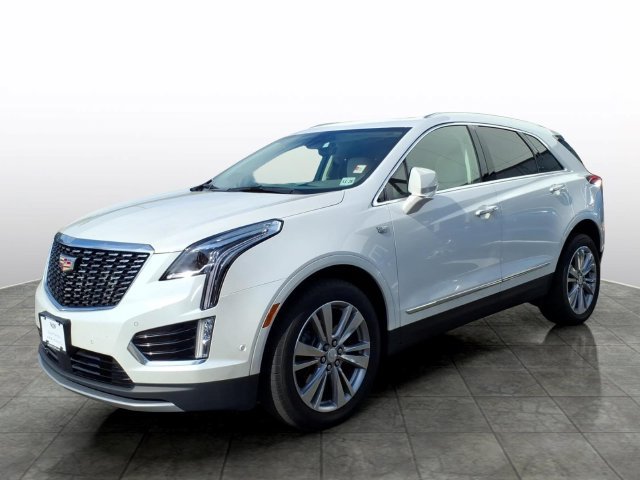 Used 2024 Cadillac XT5 Premium Luxury w/ Technology Package AWD/4WD image 1