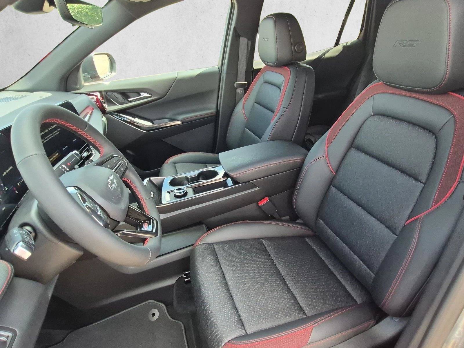 New 2027 Chevrolet Equinox RS w/ Safety and Technology Package FWD image 4