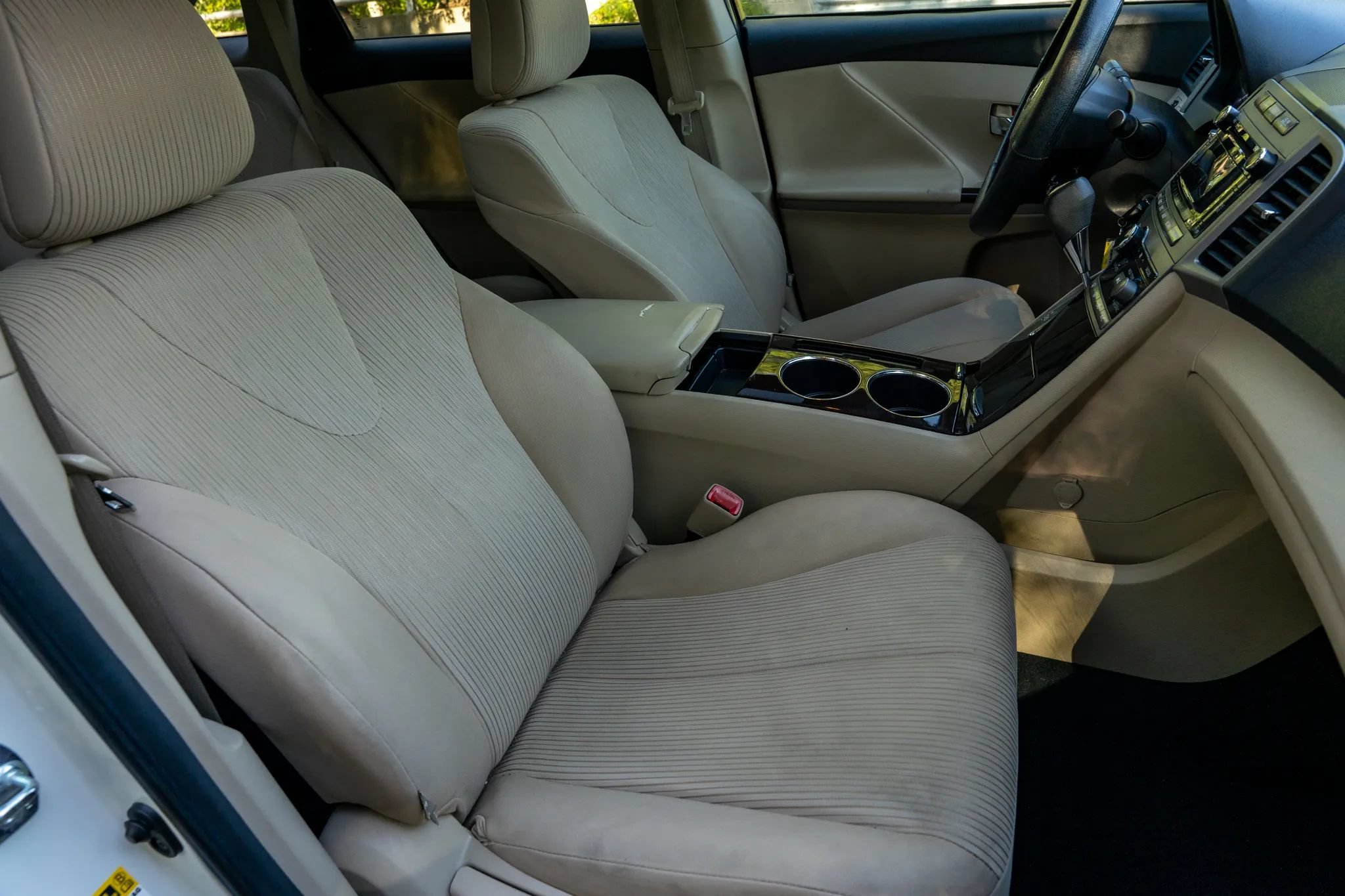 Used 2011 Toyota Venza FWD image 14
