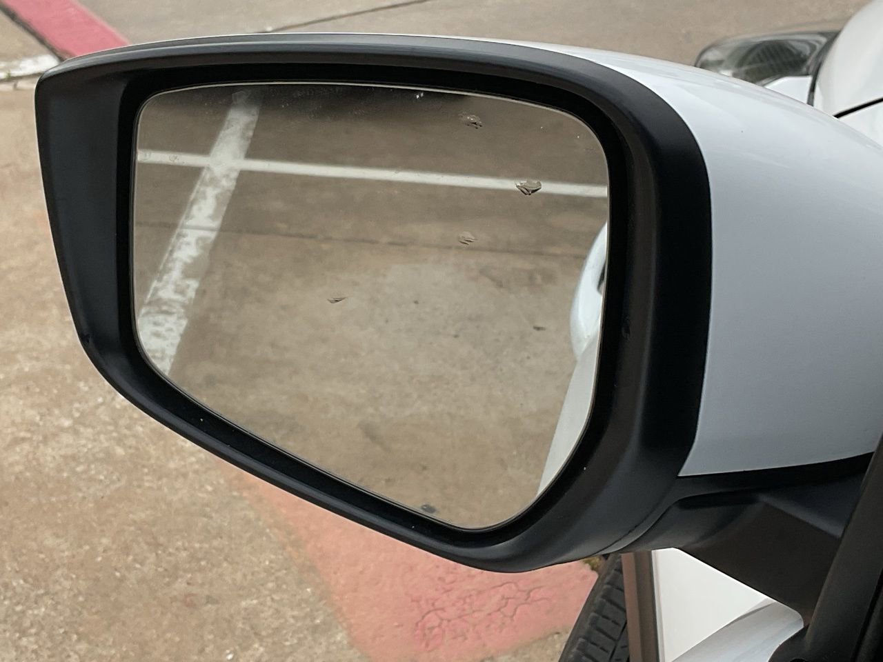 Used 2024 Nissan Kicks SV image 11