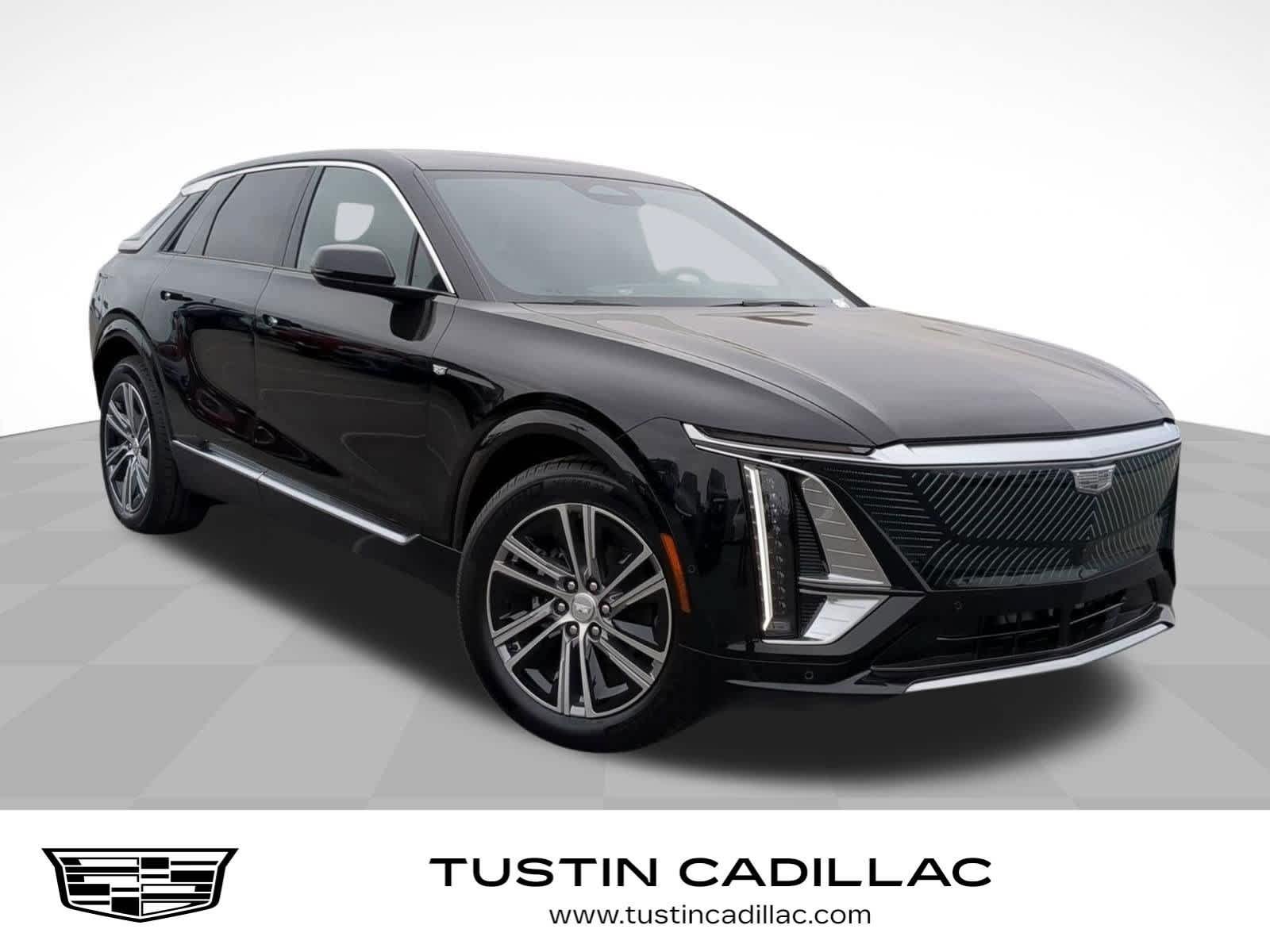 Certified 2024 Cadillac Lyriq Luxury AWD/4WD image 1