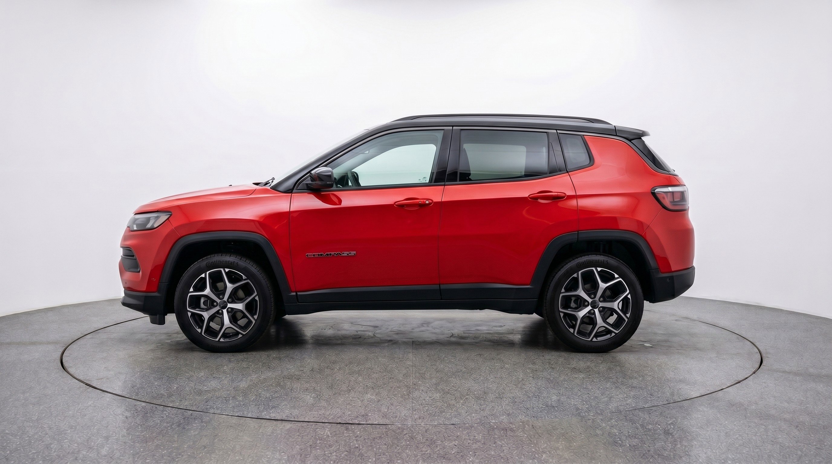 Used 2025 Jeep Compass Limited AWD/4WD image 5