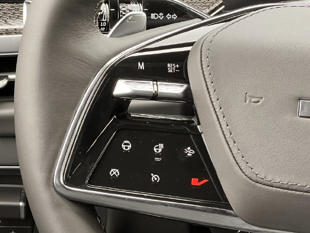 New 2027 Cadillac Escalade ESV V AWD/4WD image 12