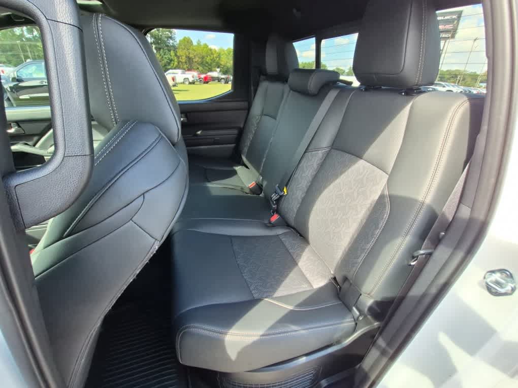 Used 2026 Toyota Tacoma Limited AWD/4WD image 9