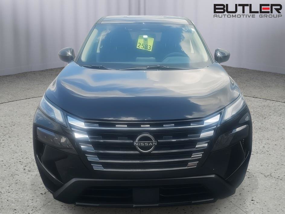 Used 2026 Nissan Rogue SV FWD image 6