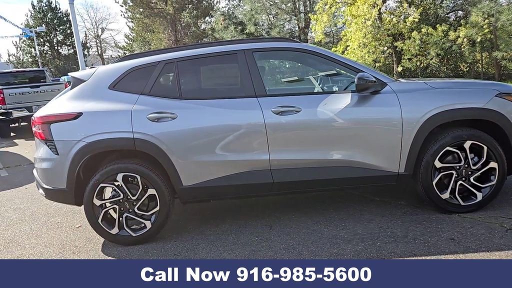 New 2026 Chevrolet Trax RS w/ Driver Confidence Package image 12