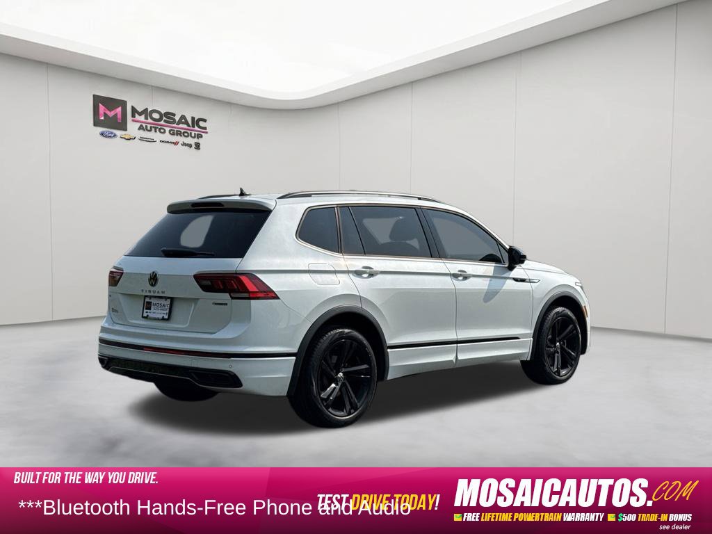 Used 2023 Volkswagen Tiguan SE R-Line AWD/4WD image 7