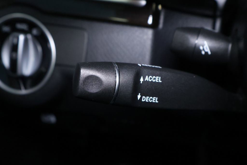 Used 2017 Mercedes-Benz E 400 4MATIC Coupe image 27