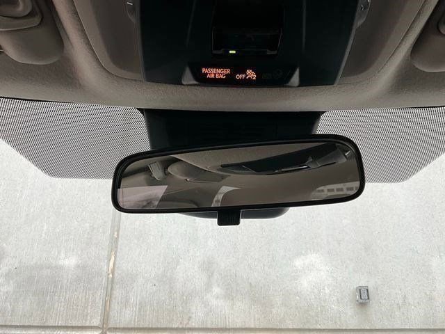 Used 2025 Toyota Corolla LE image 11