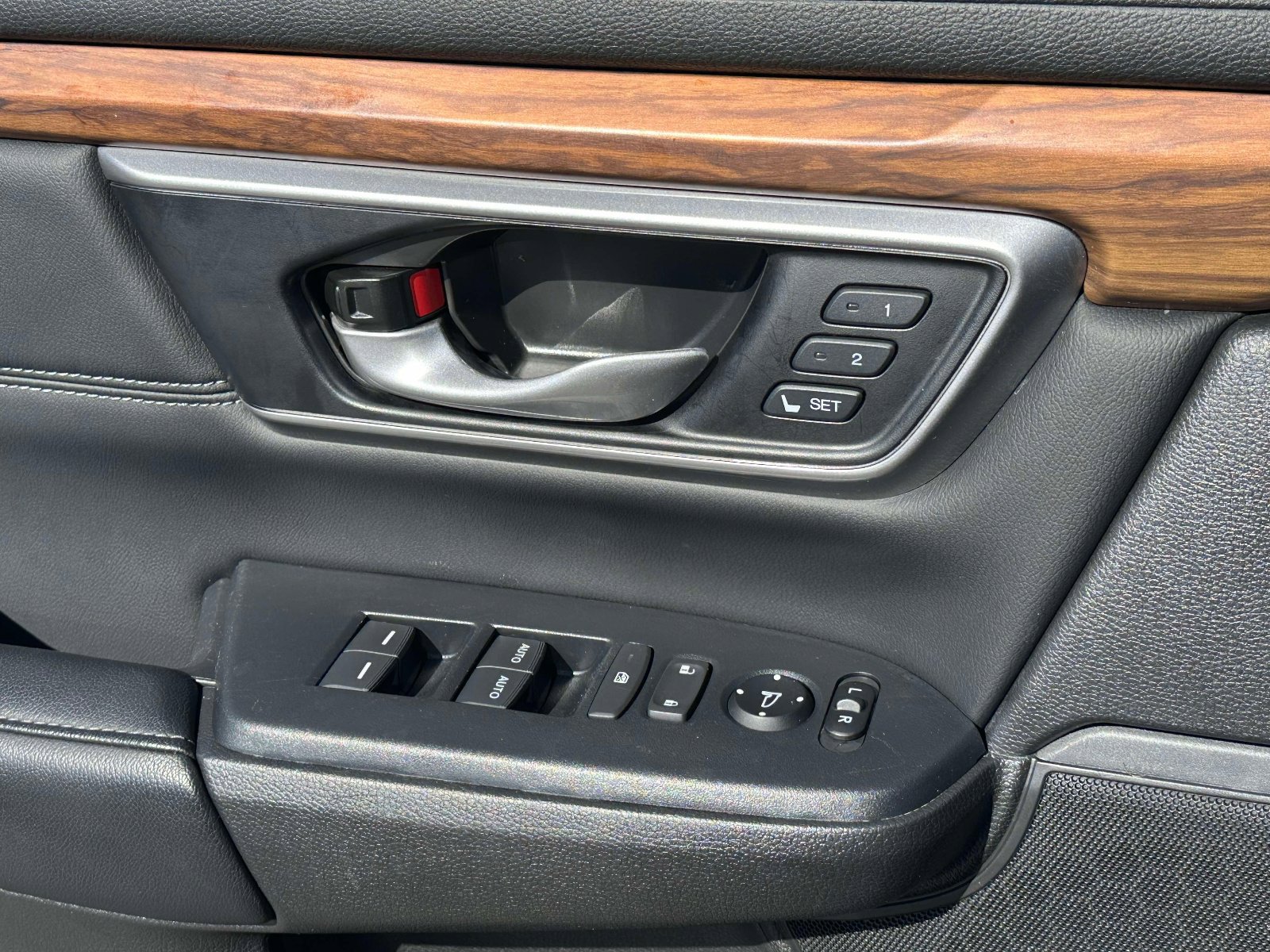 Used 2022 Honda CR-V Touring image 24