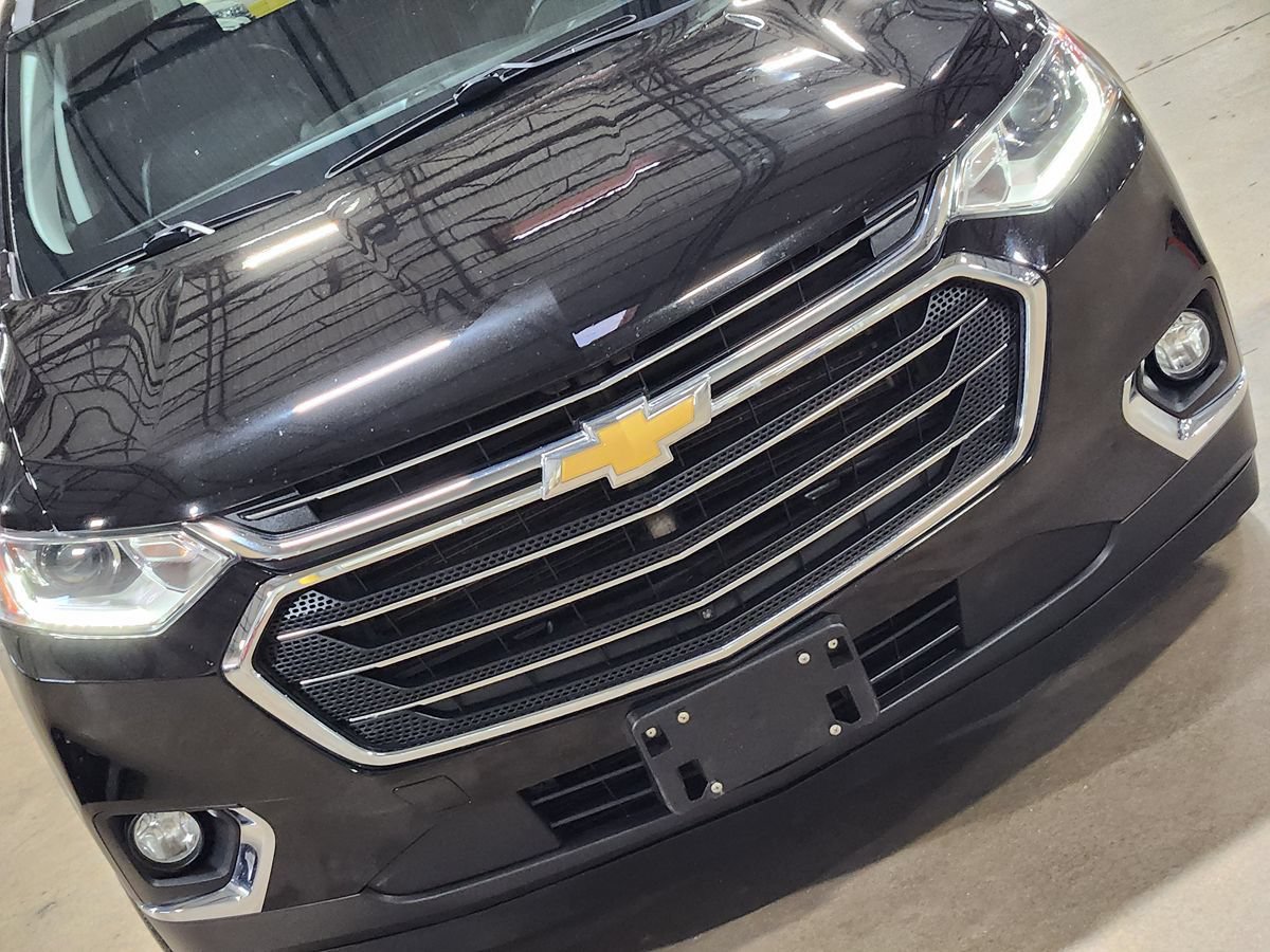 Used 2019 Chevrolet Traverse LT w/ LT Premium Package AWD/4WD image 19