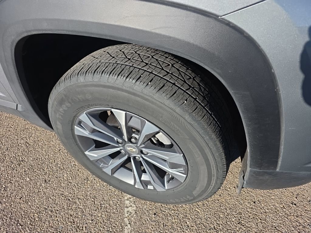 Certified 2025 Chevrolet Equinox LT w/ Convenience Package II image 4