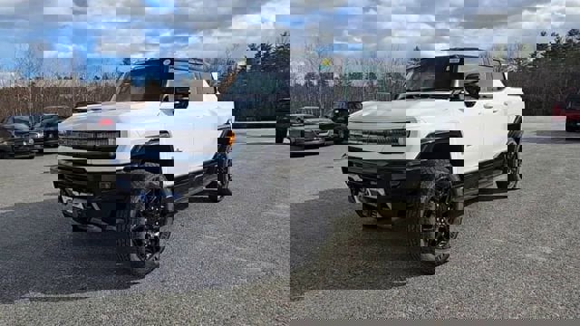 New 2026 GMC Hummer EV 4x4 Crew Cab image 4