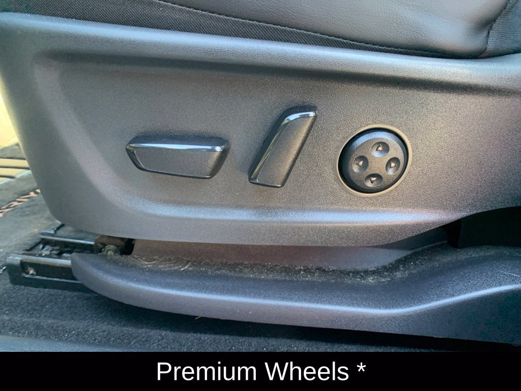 Certified 2024 Nissan Ariya AWD image 19