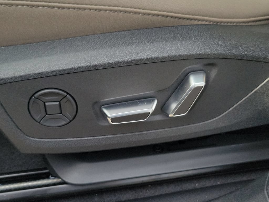 New 2026 Audi Q3 quattro 2.0T AWD/4WD image 18