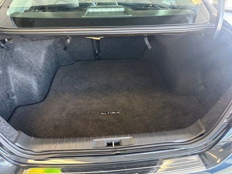 Used 2016 Nissan Altima 2.5 SL w/ 2.5 Technology w/LED Package image 11