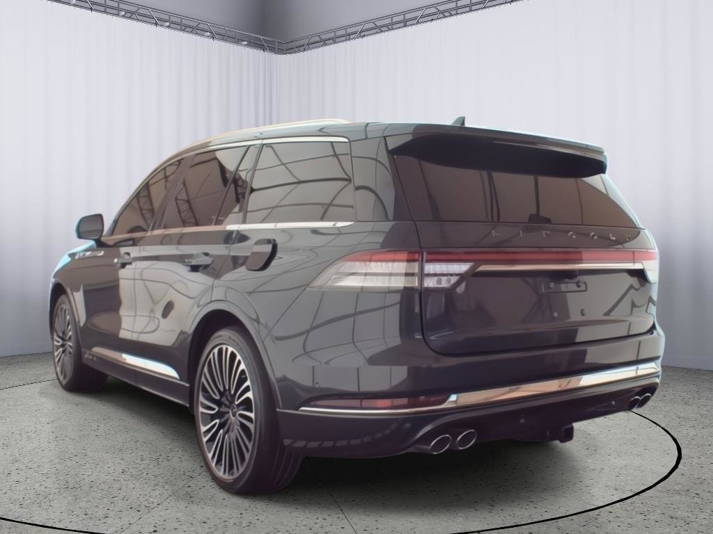 Used 2023 Lincoln Aviator Black Label w/ Dynamic Handling Package AWD/4WD image 11