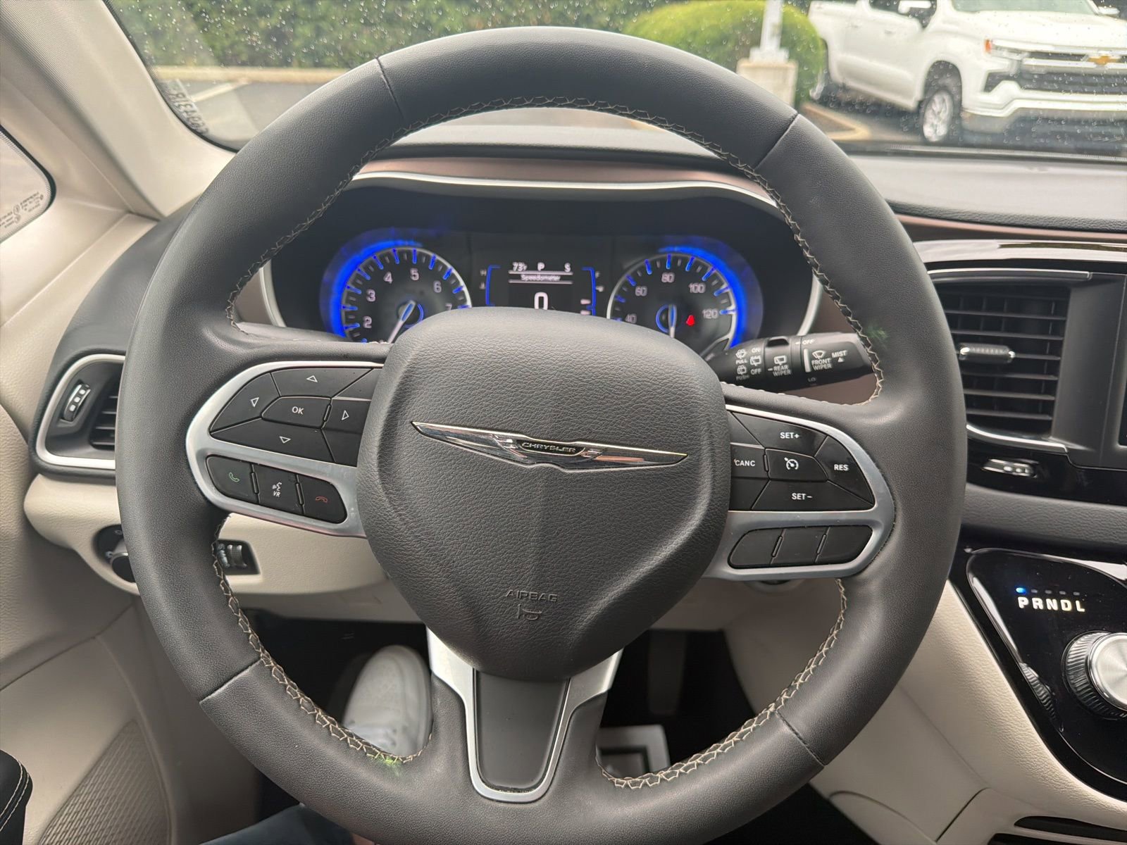 Used 2023 Chrysler Voyager LX FWD image 13