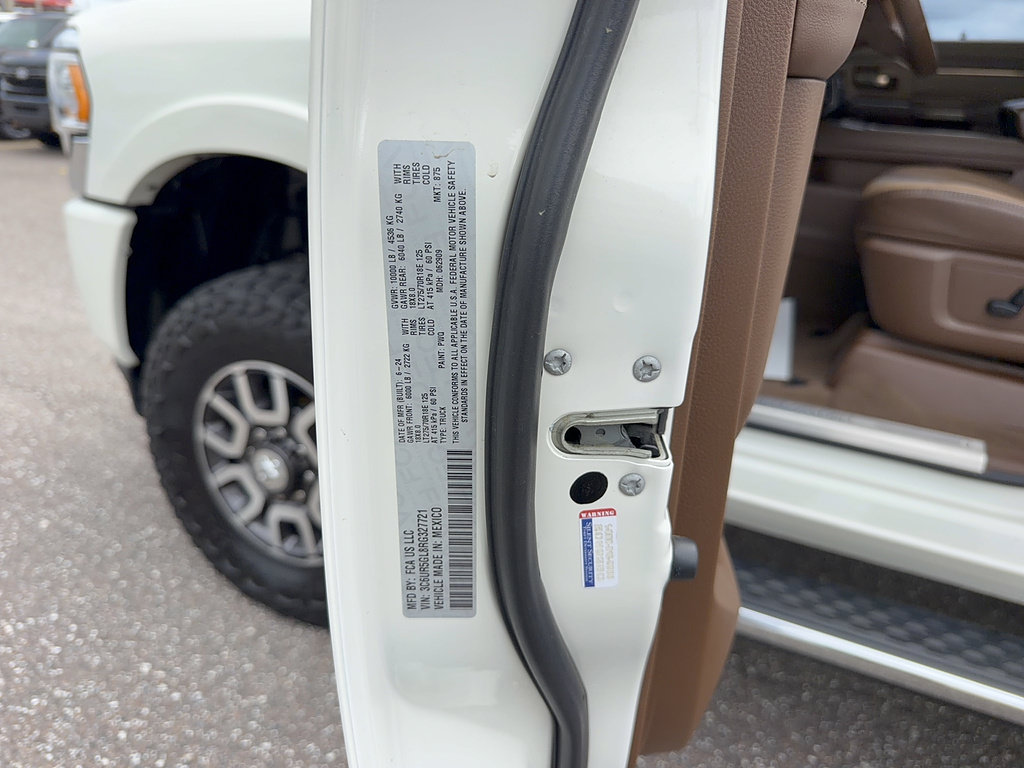 Used 2024 RAM 2500 Limited w/ Safety Group AWD/4WD image 39