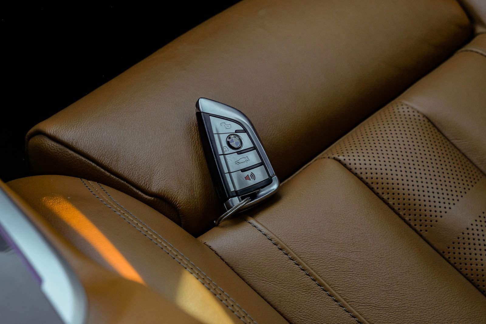 Used 2021 BMW X7 M50i w/ Executive Package image 67